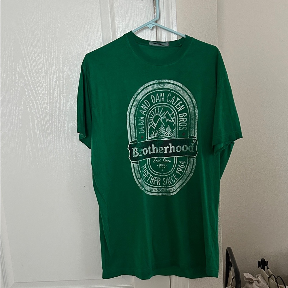 DSQUARED2 Brotherhood Graphic Tee - Green Beer Label Style - XXL
